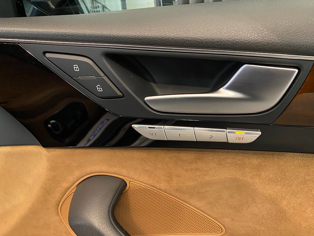 Vehicle Image 41