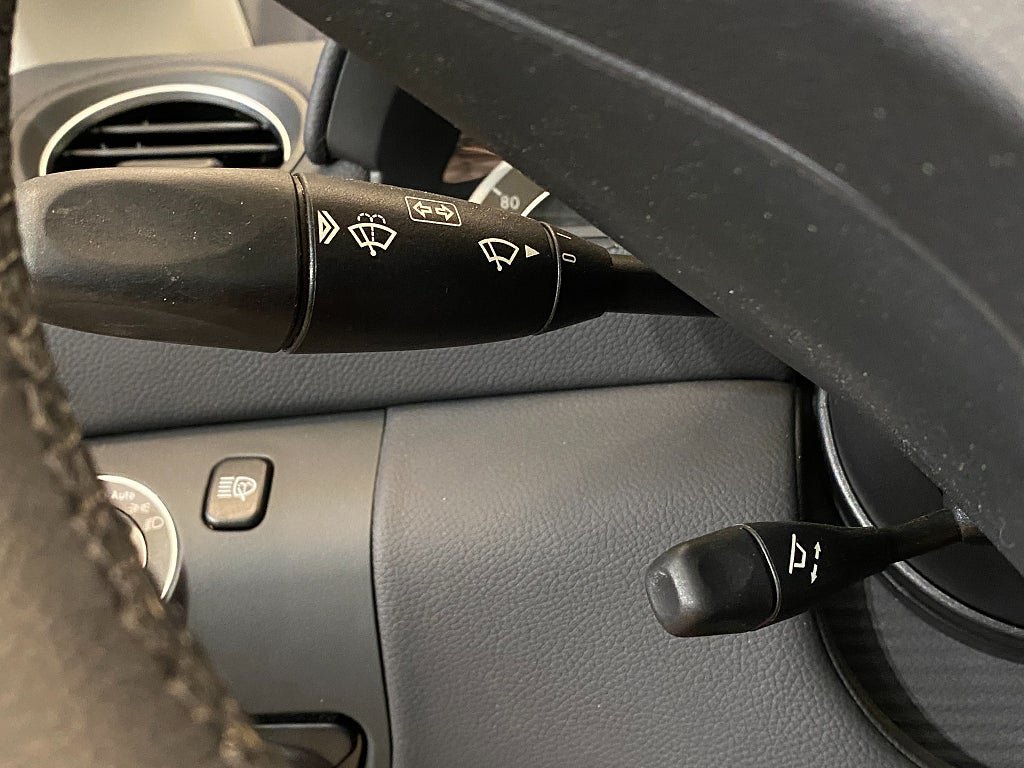 Vehicle Image 61