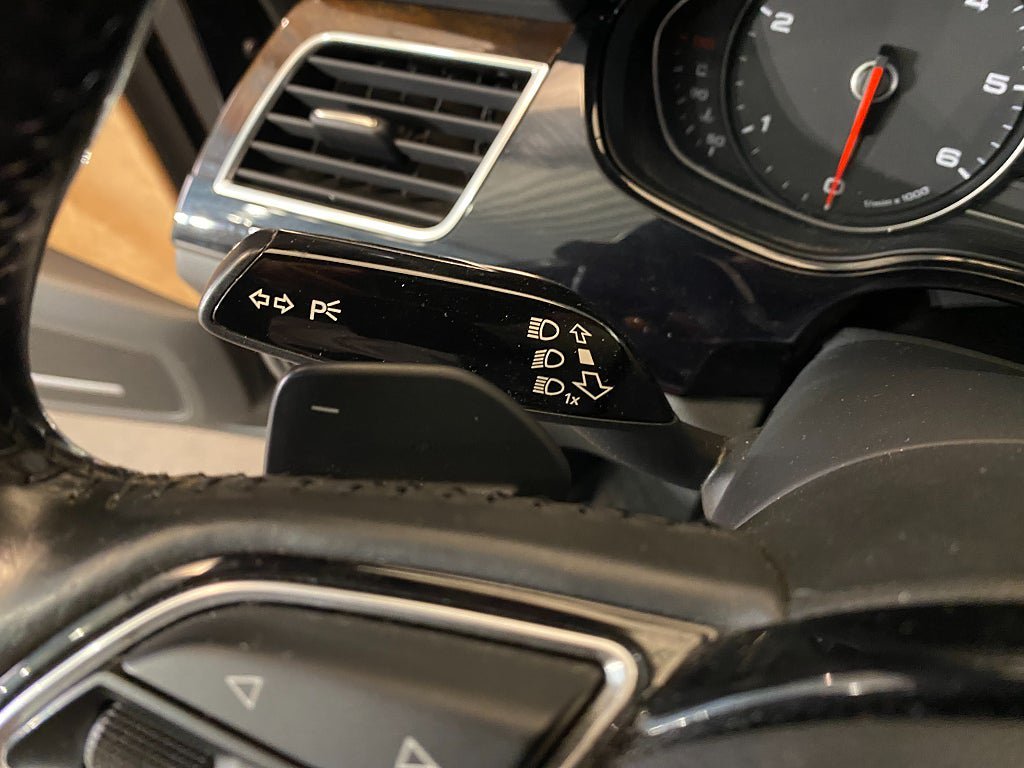 Vehicle Image 60