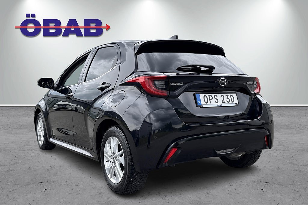 Vehicle Image 6