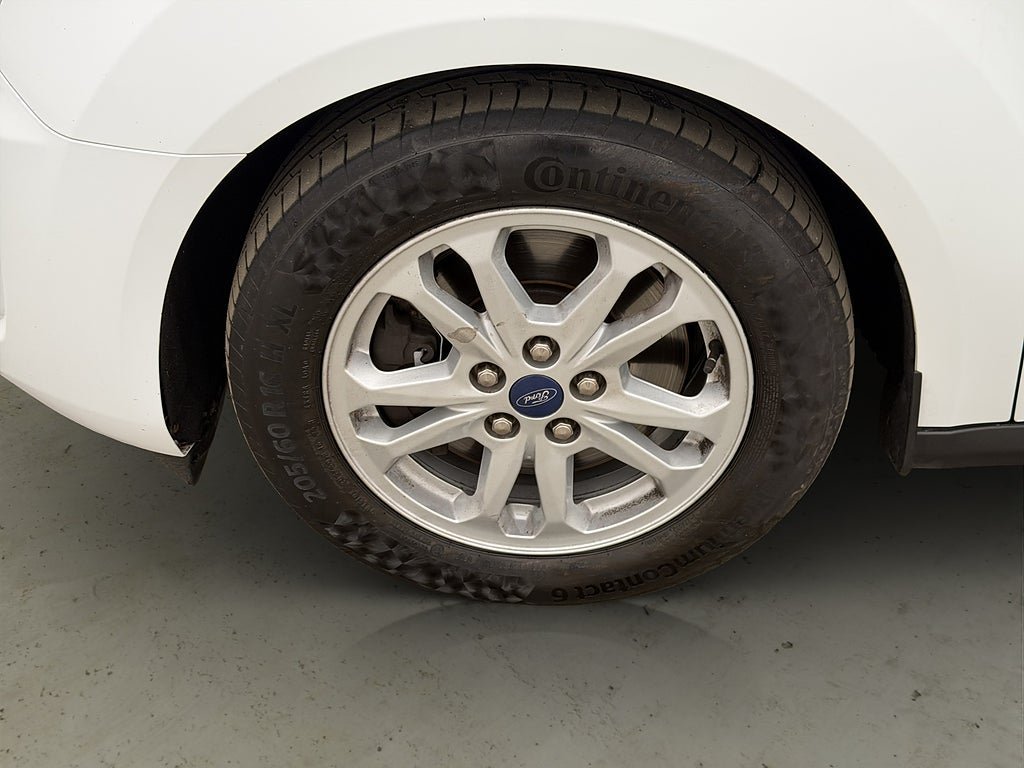 Vehicle Image 31