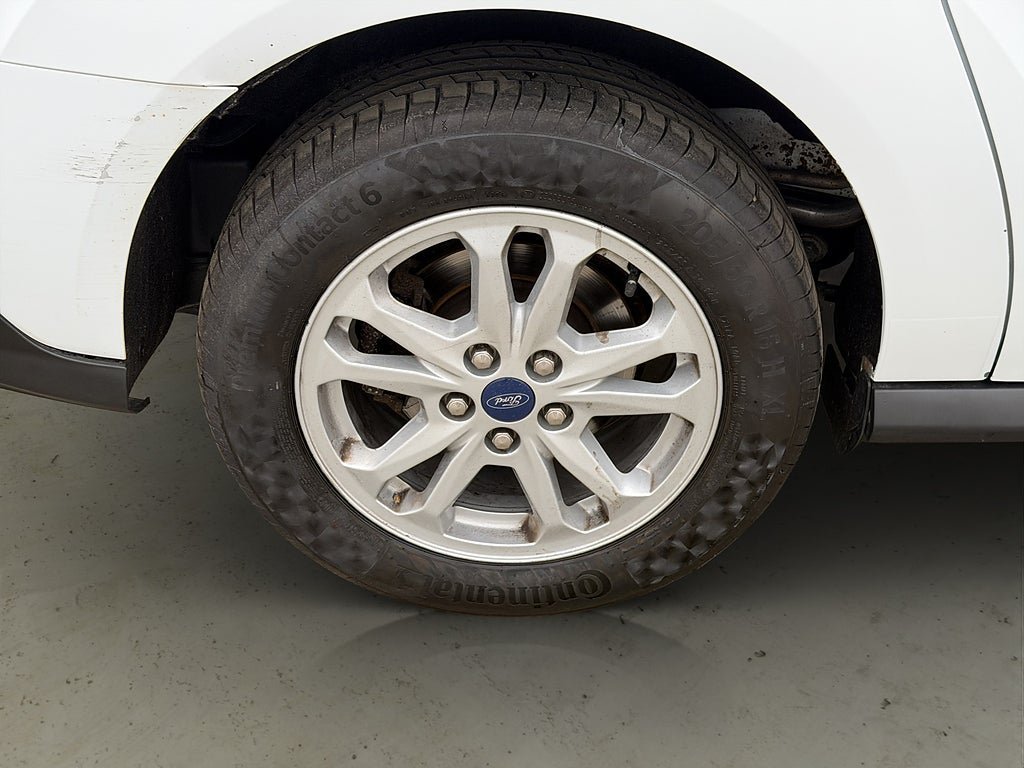 Vehicle Image 33