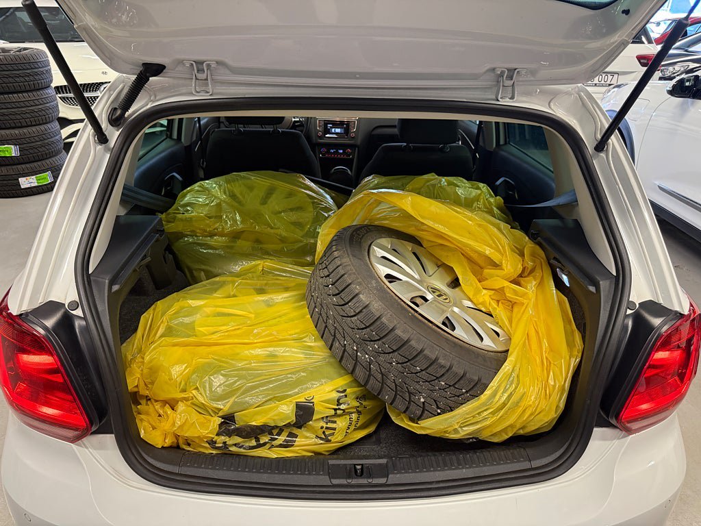 Vehicle Image 9