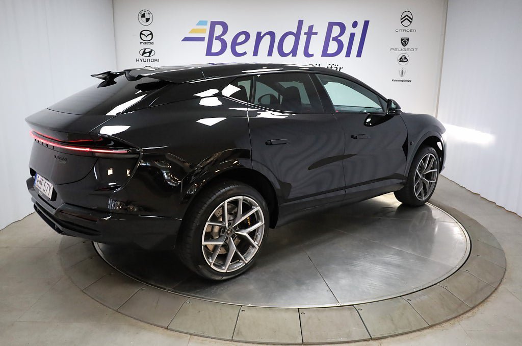 Vehicle Image 15