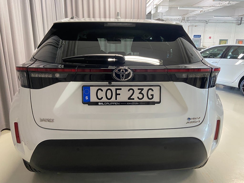 Vehicle Image 6