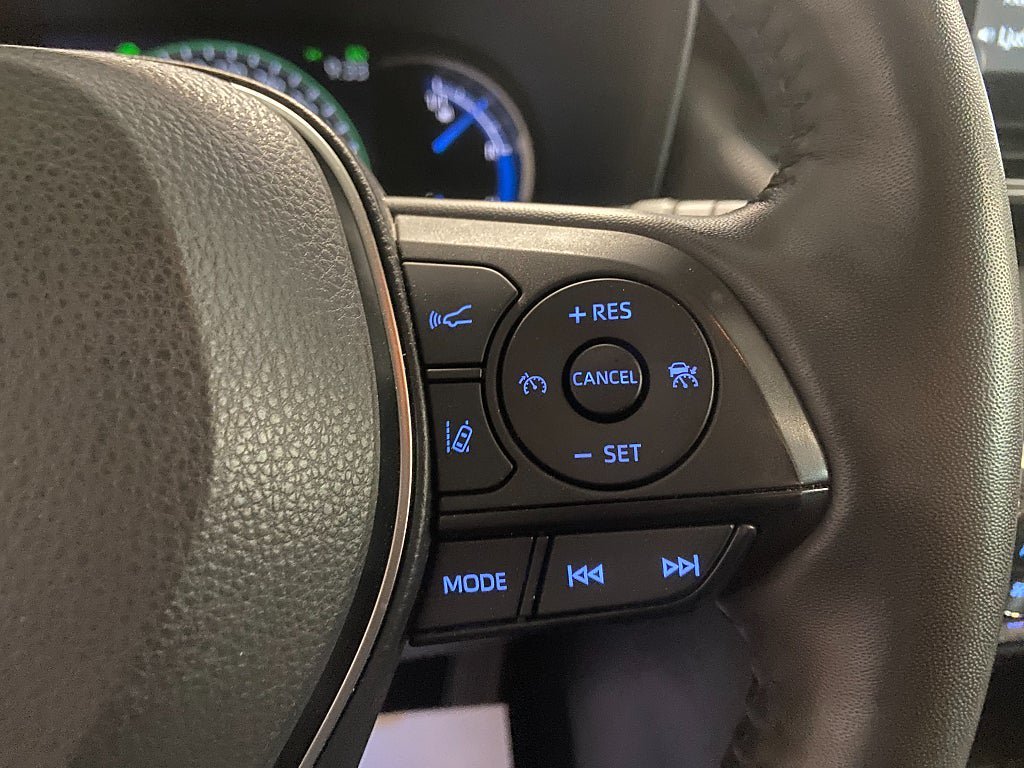 Vehicle Image 17