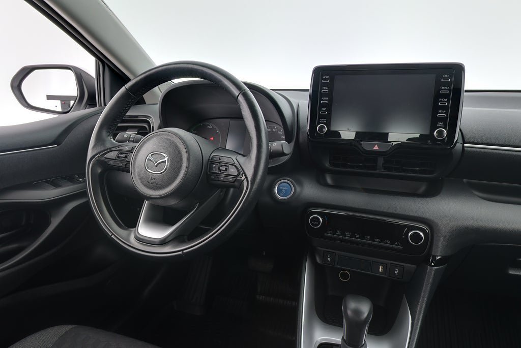 Vehicle Image 10