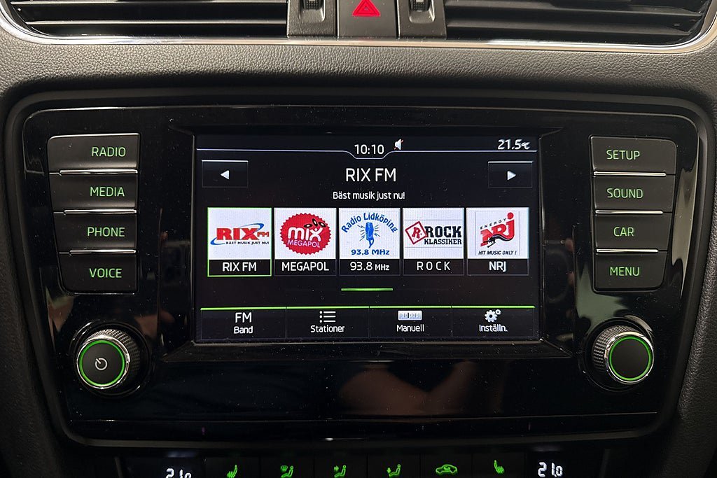 Vehicle Image 19