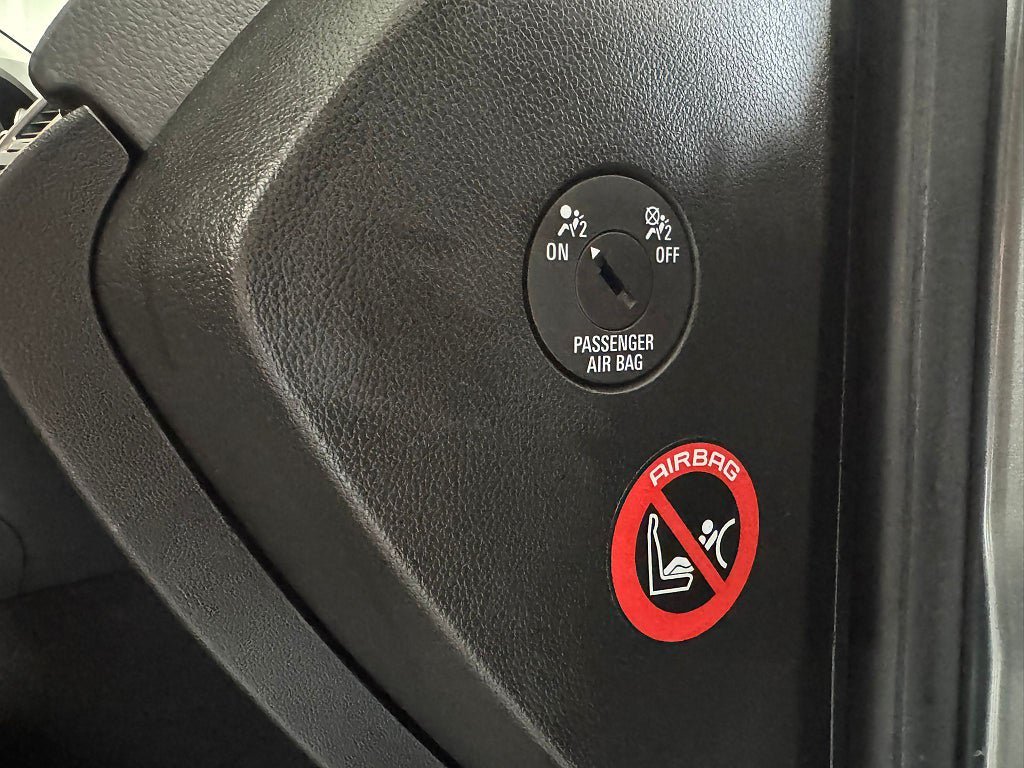 Vehicle Image 22