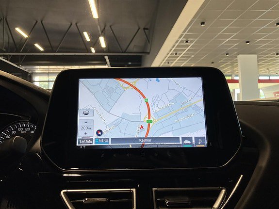 Vehicle Image 13