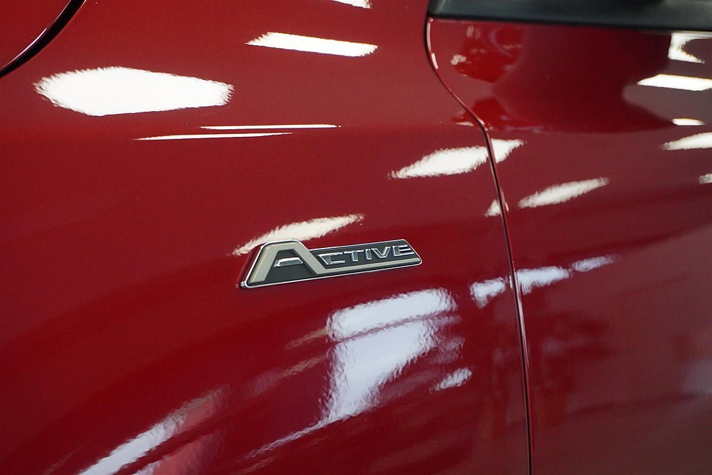 Vehicle Image 18