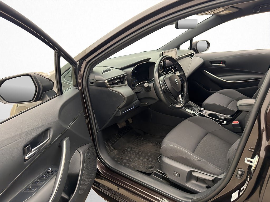 Vehicle Image 11
