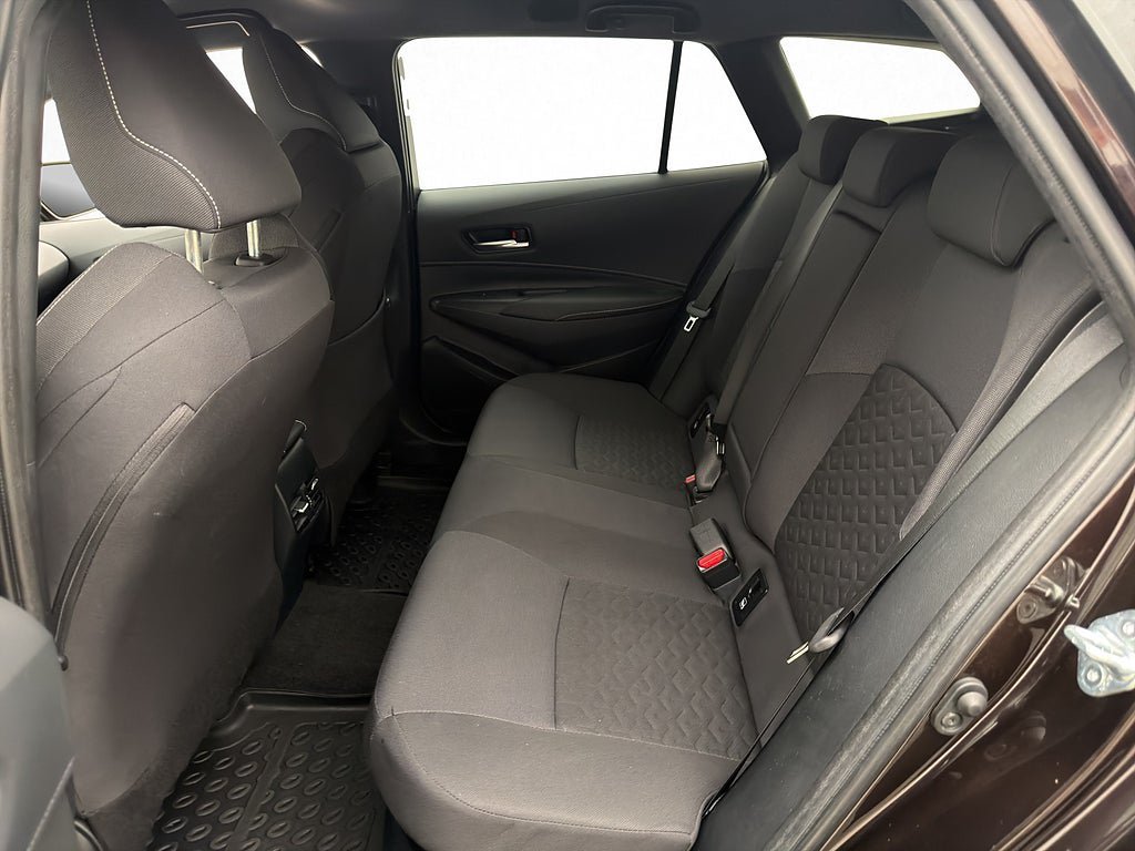 Vehicle Image 15