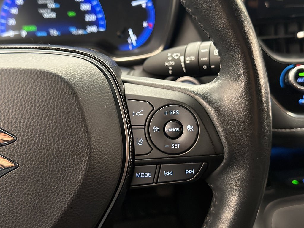 Vehicle Image 22