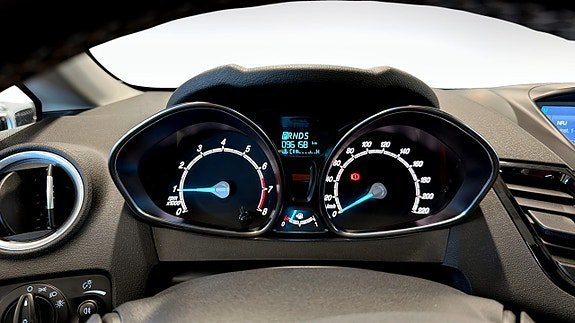 Vehicle Image 15