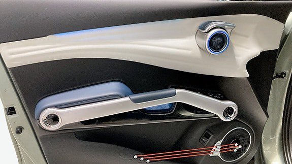 Vehicle Image 11