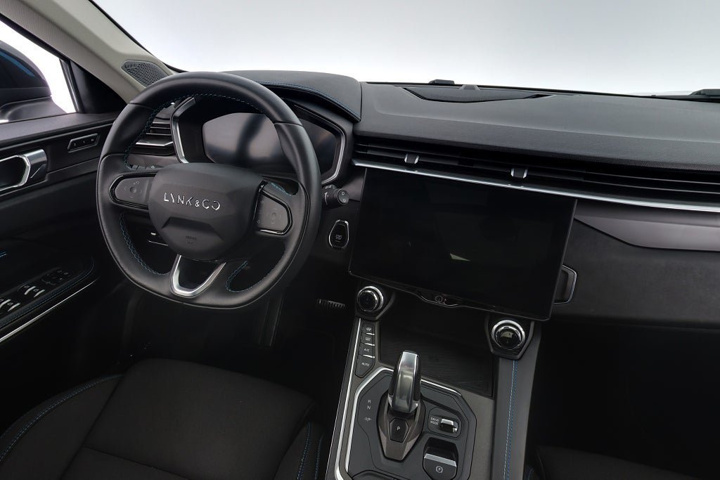 Vehicle Image 15
