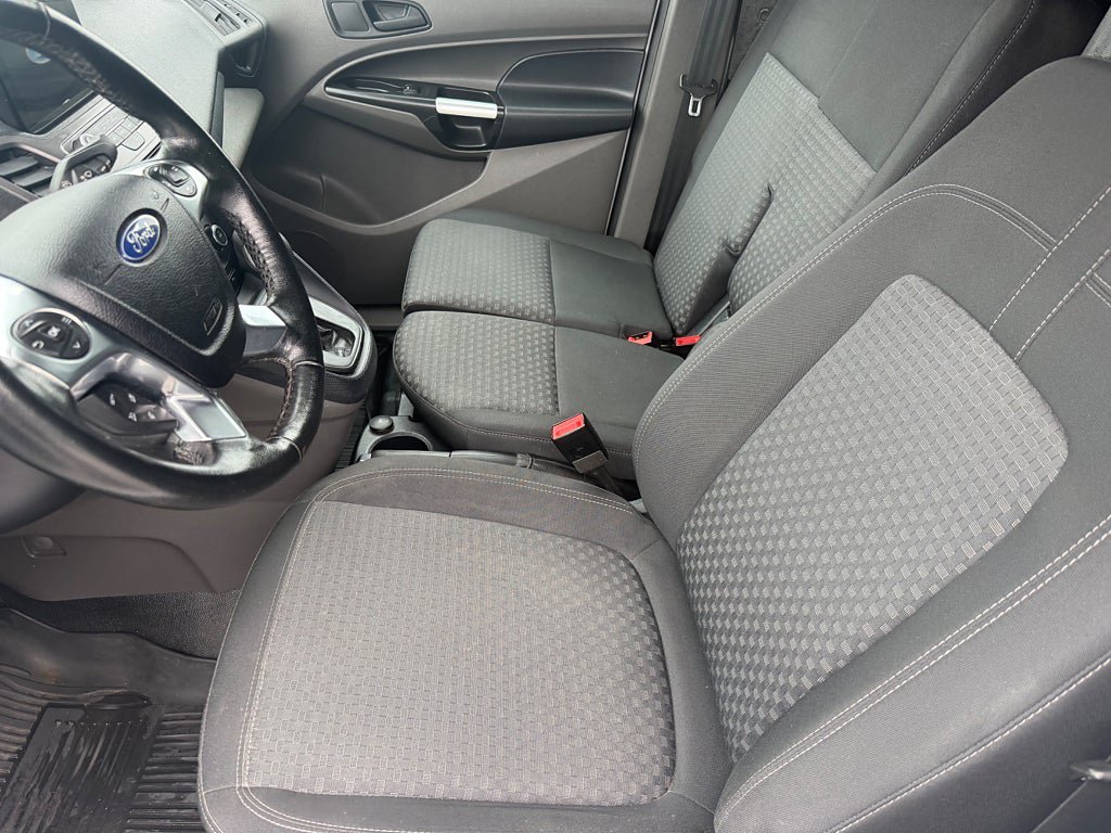 Vehicle Image 13