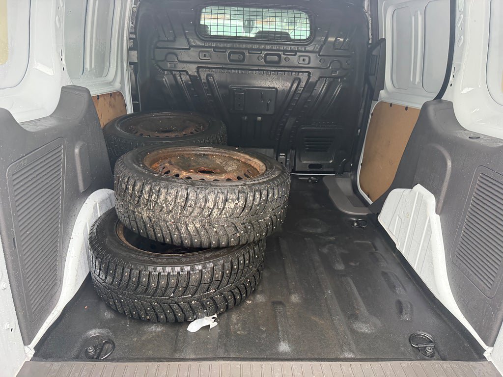 Vehicle Image 14