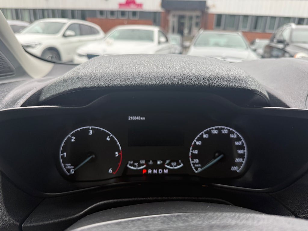 Vehicle Image 16