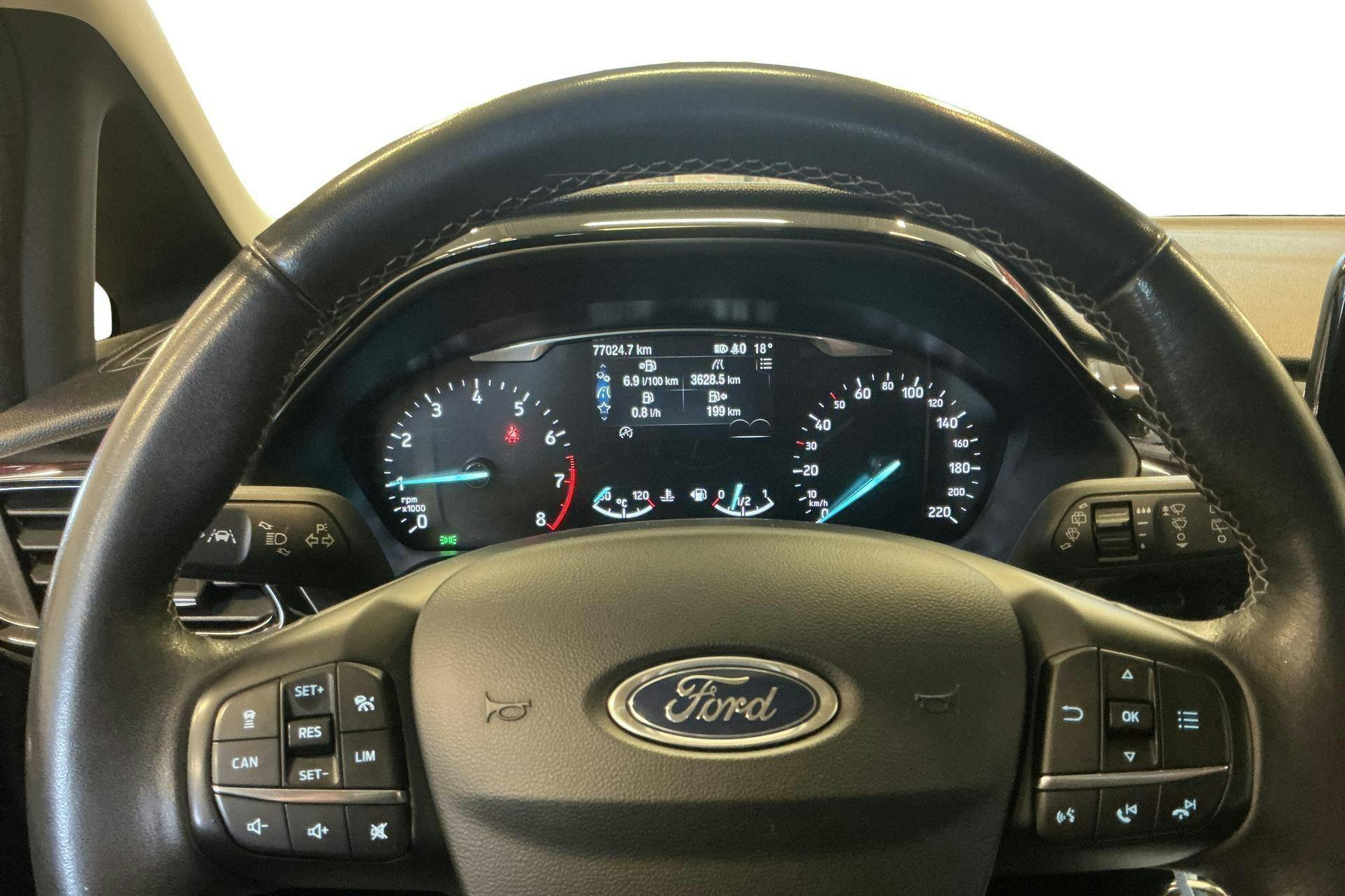 Vehicle Image 11
