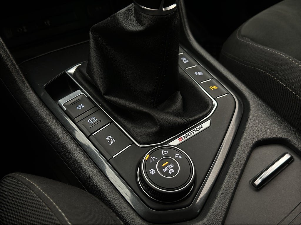 Vehicle Image 23