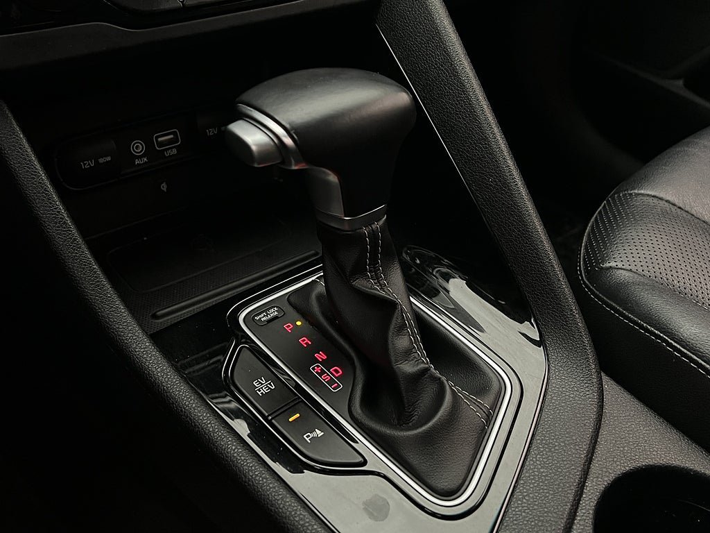 Vehicle Image 24