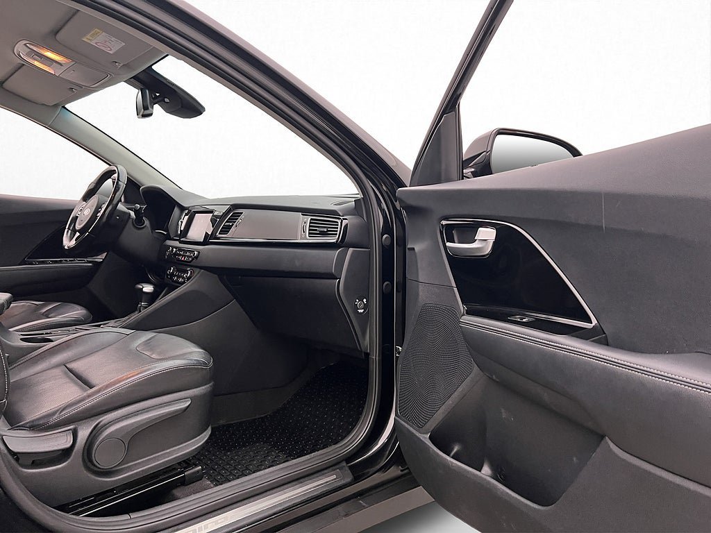 Vehicle Image 26