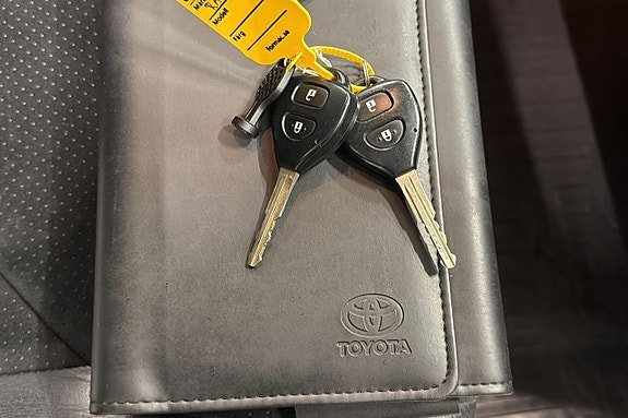 Vehicle Image 19