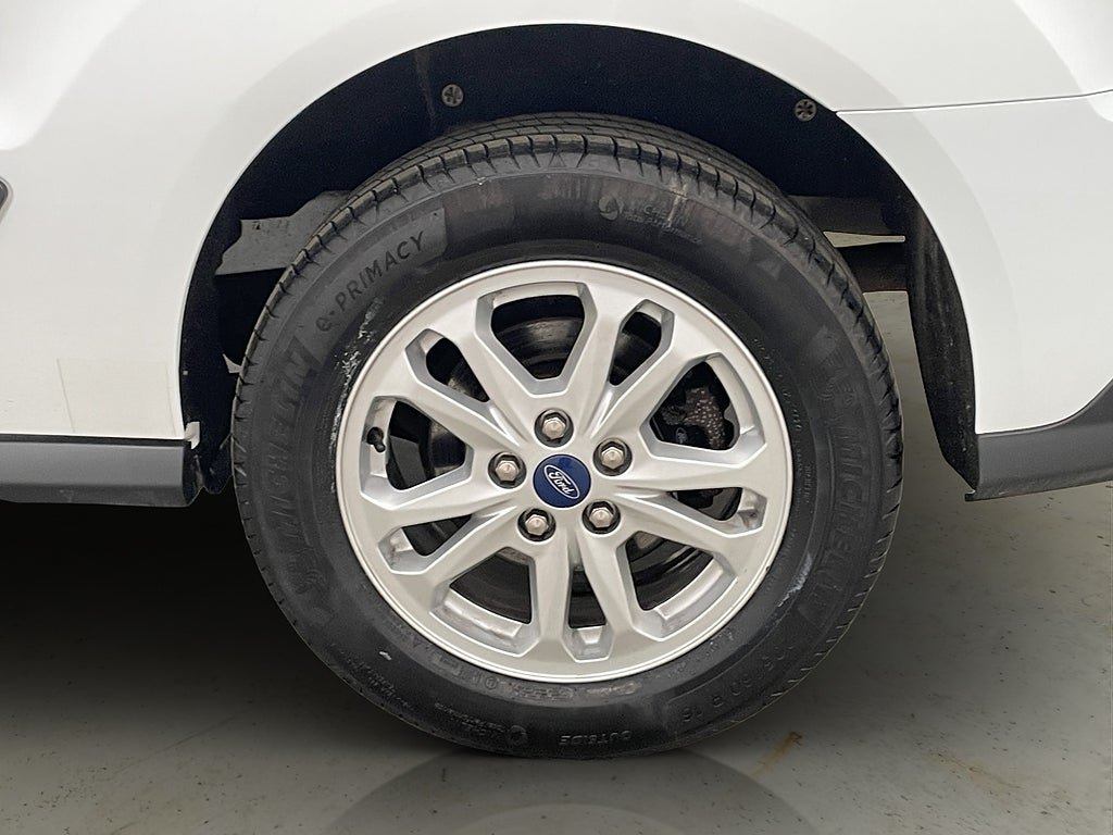 Vehicle Image 28