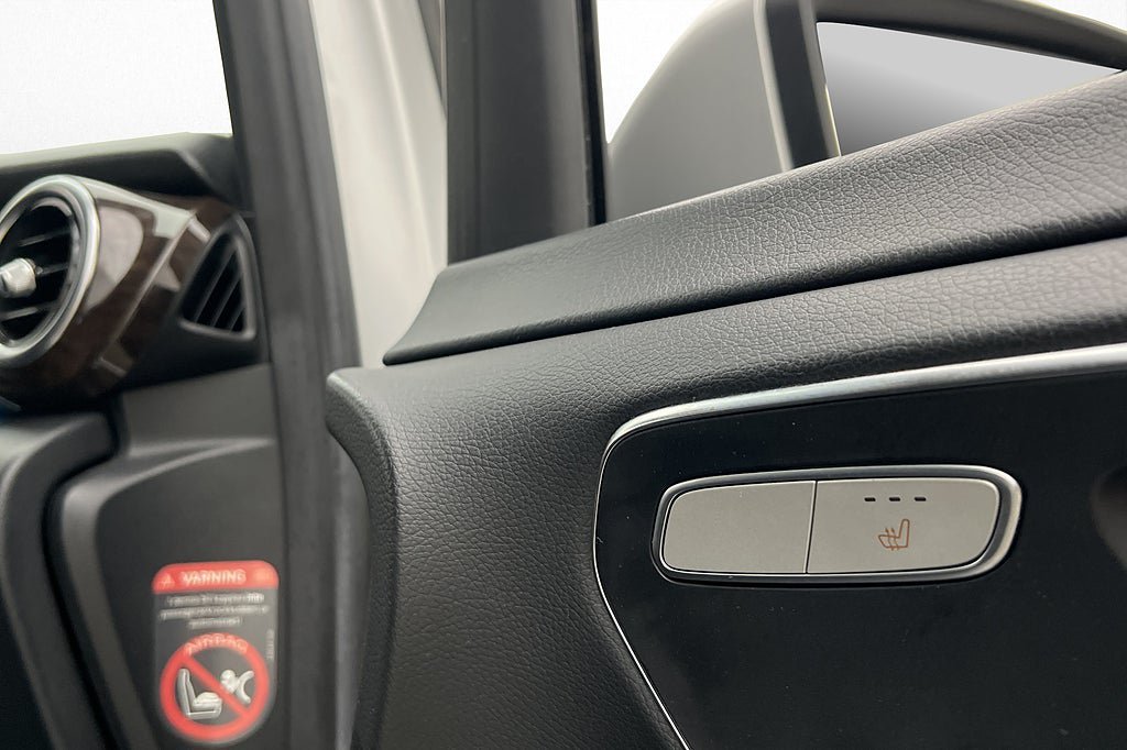 Vehicle Image 29