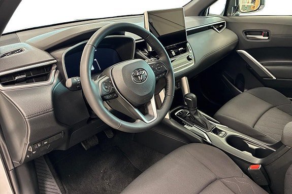 Vehicle Image 12
