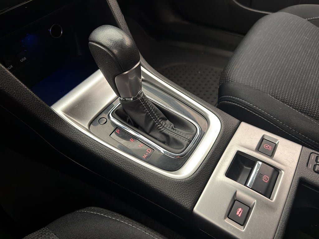 Vehicle Image 24