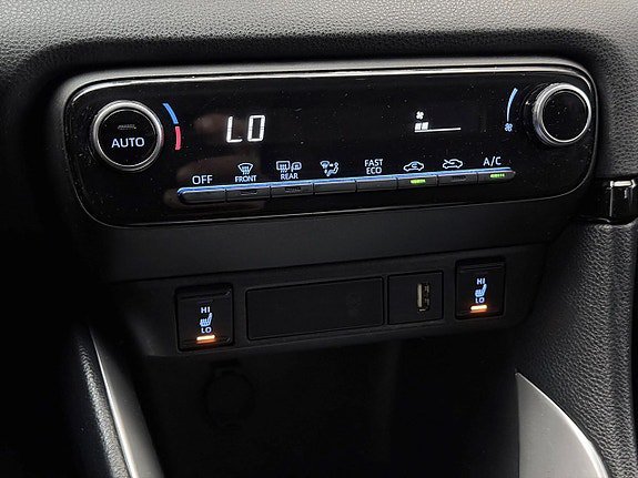 Vehicle Image 23