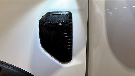 Vehicle Image 18