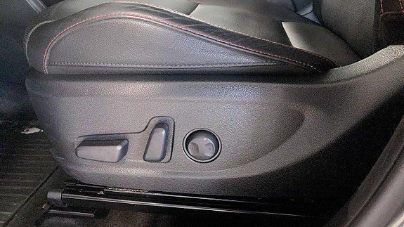 Vehicle Image 23