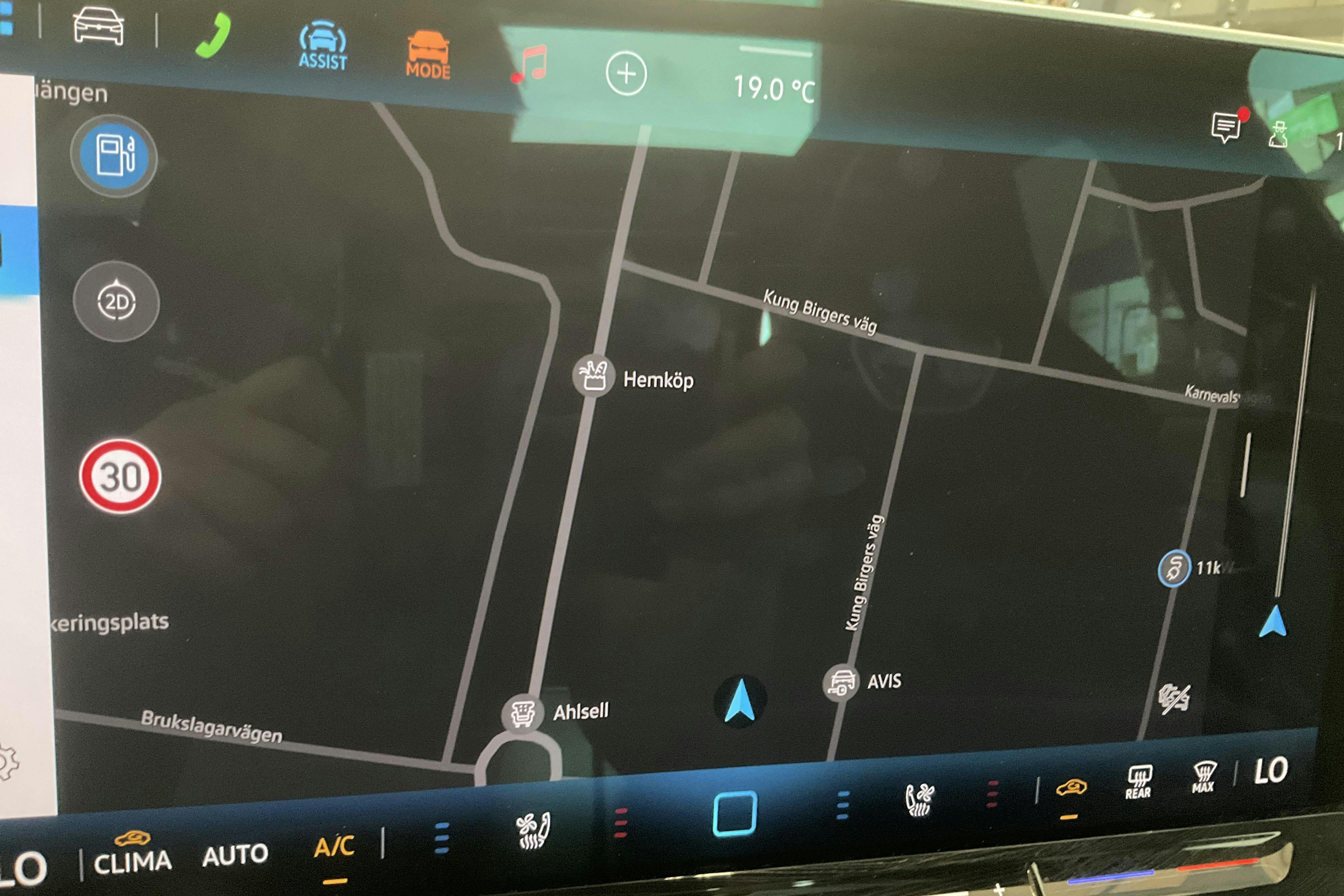 Vehicle Image 11