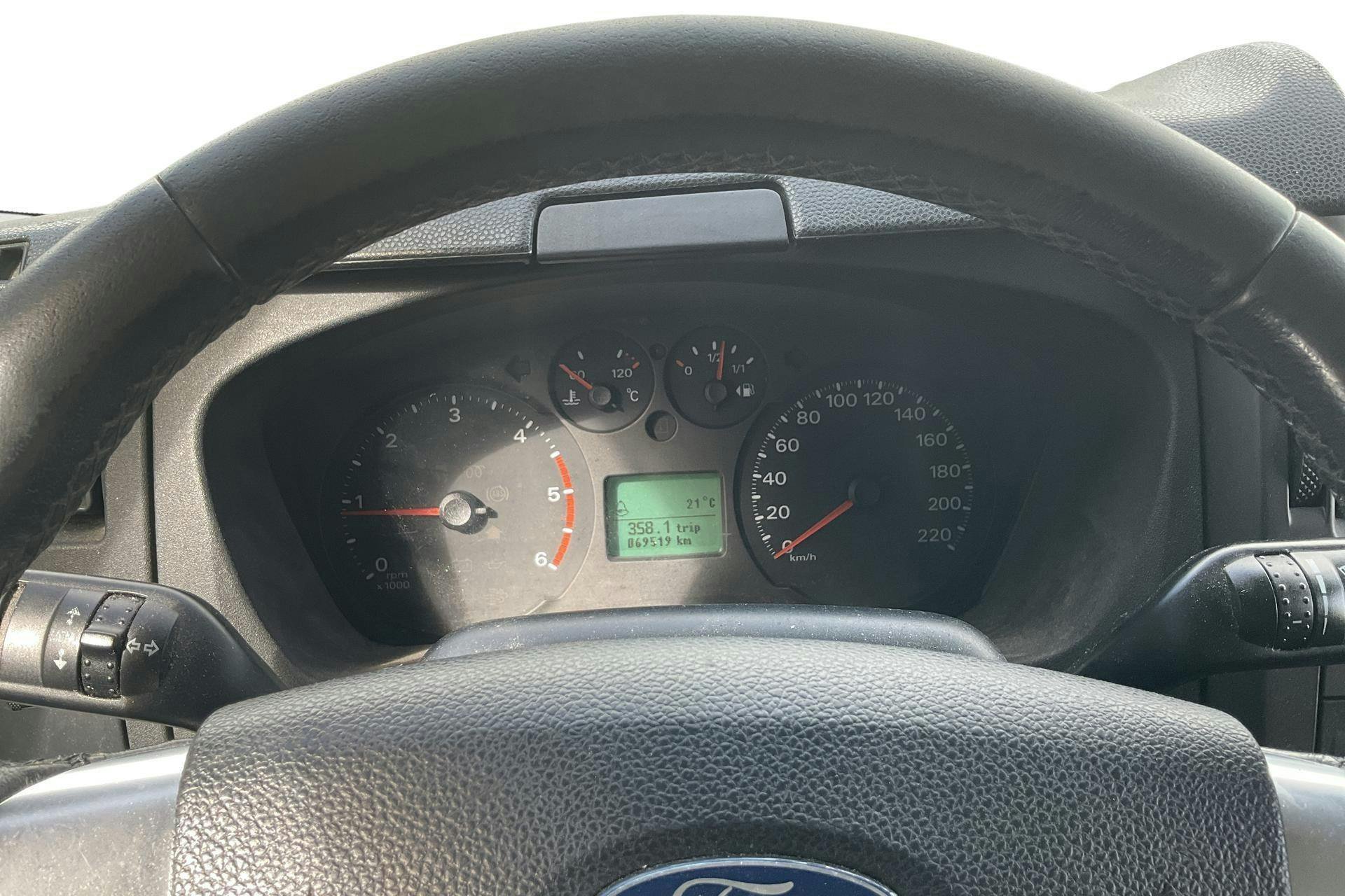 Vehicle Image 11