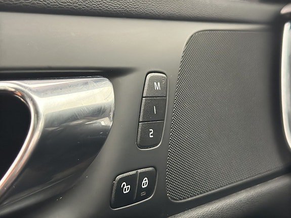 Vehicle Image 29