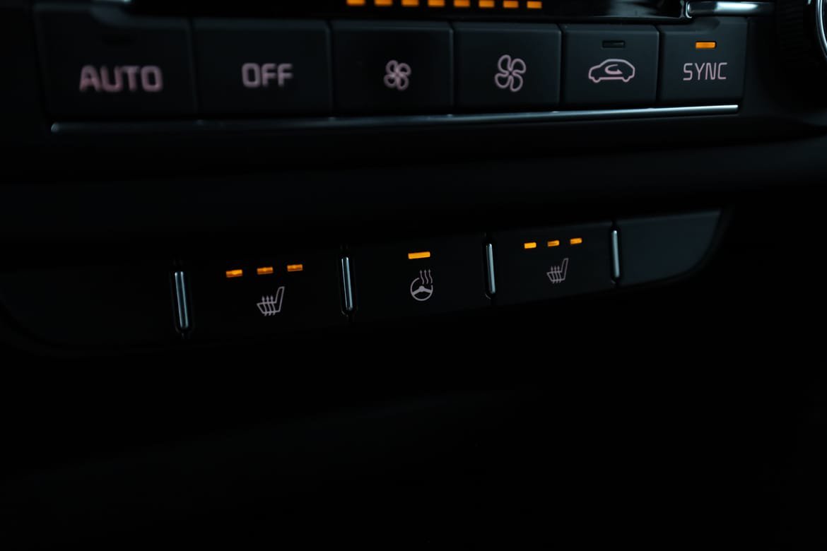 Vehicle Image 26
