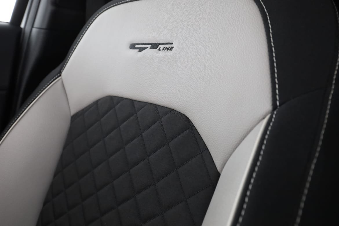 Vehicle Image 37