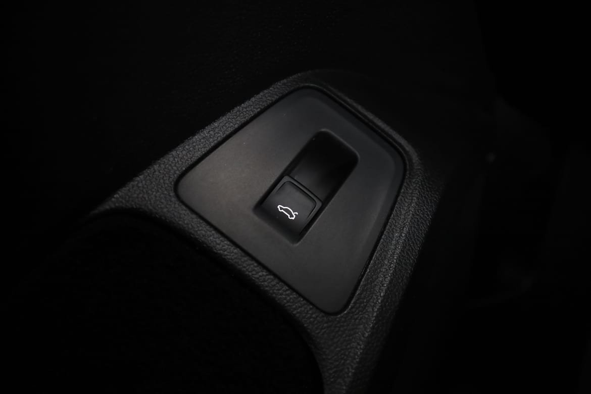 Vehicle Image 38