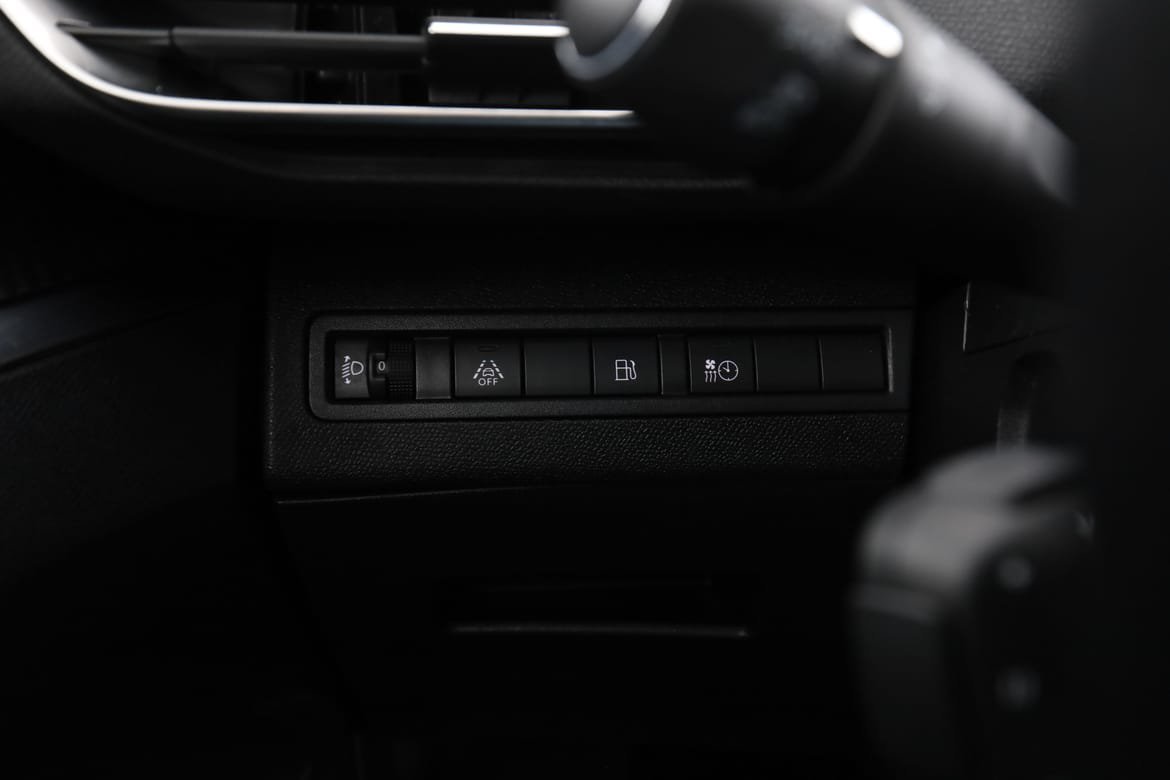 Vehicle Image 38