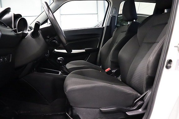 Vehicle Image 23