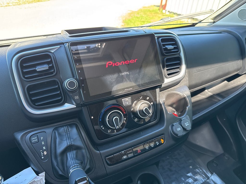 Vehicle Image 34