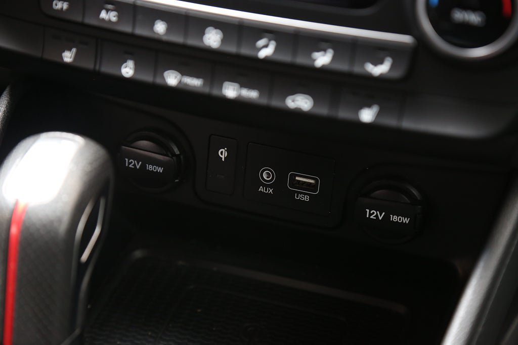 Vehicle Image 21