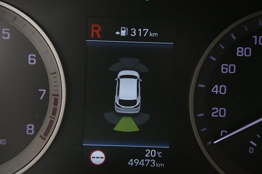 Vehicle Image 25