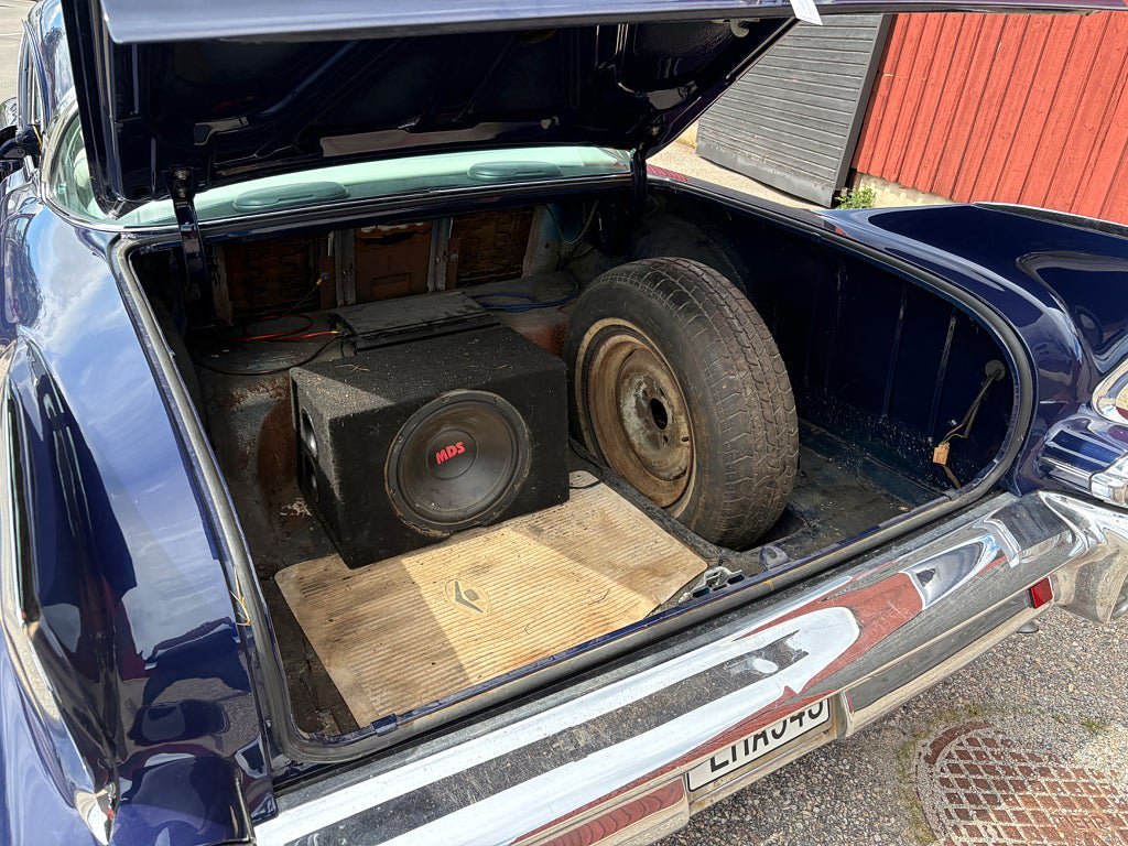 Vehicle Image 24