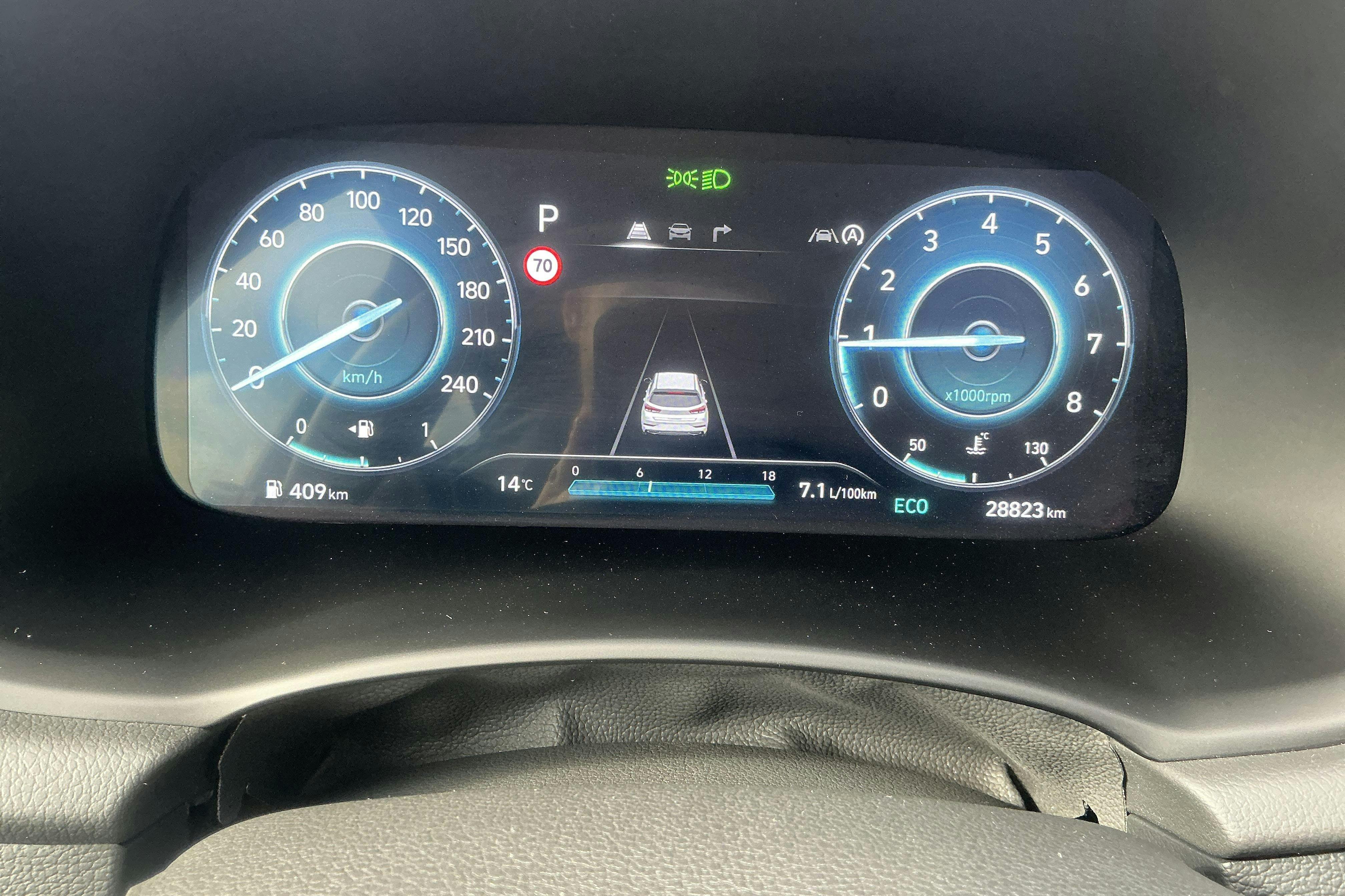 Vehicle Image 10