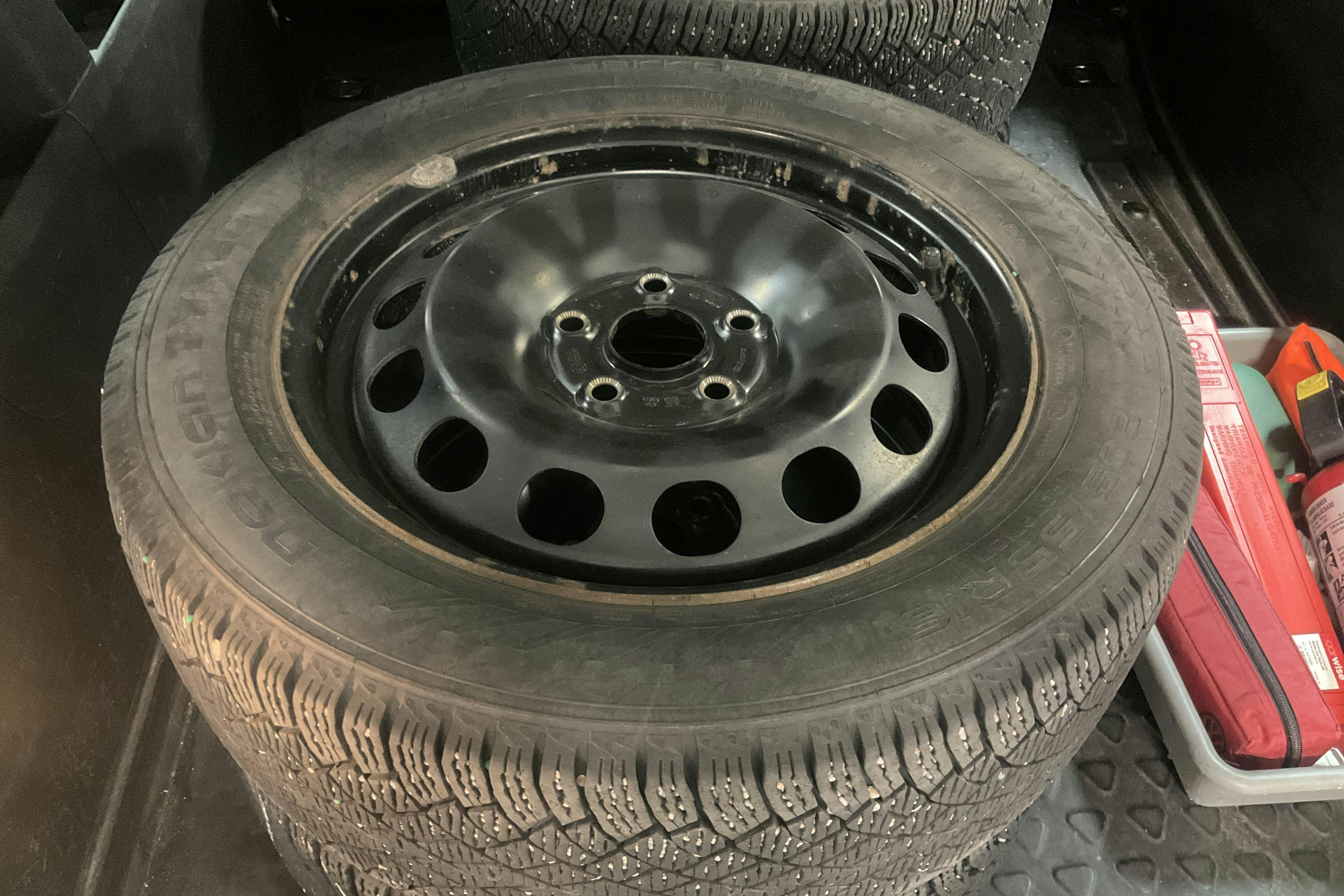 Vehicle Image 11